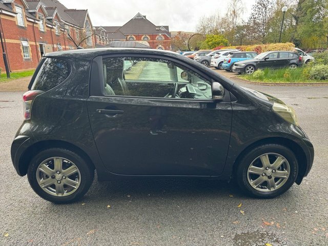 Toyota IQ Hatchback BN59OHW Black #5