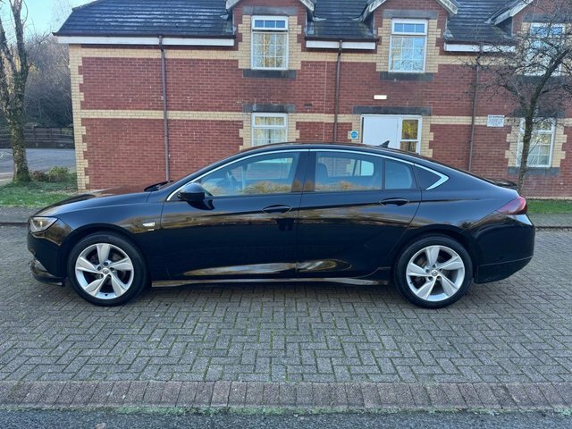 Vauxhall Insignia Hatchback VO19ENM Black #2