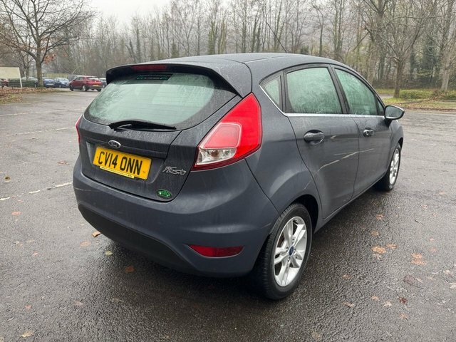 Ford Fiesta Fiesta Zetec CV14ONN Grey #4
