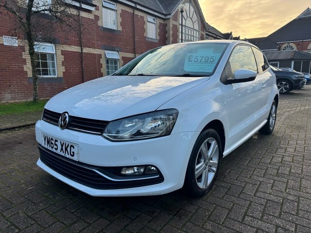 Volkswagen Polo Hatchback White