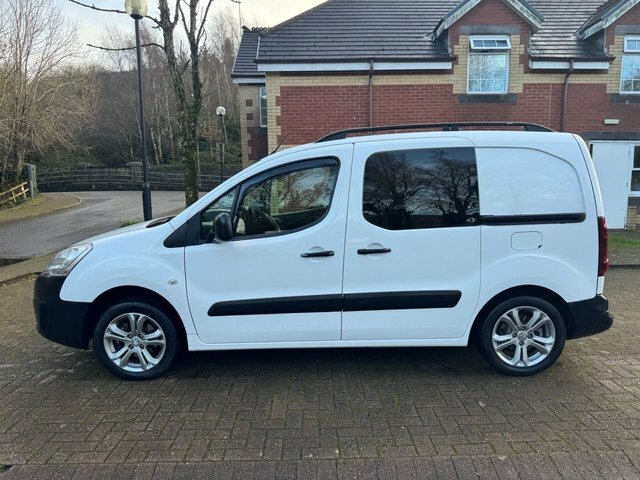 Peugeot Partner Mpv VK67YYR White #2