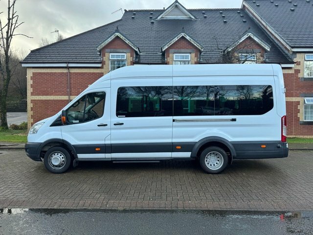 Ford Transit Custom Minibus K20LBC White #4