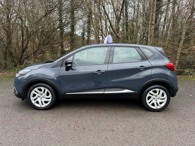 Renault Captur Suv CF66FOT Blue #2