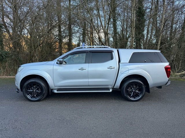 Nissan Navara Pickup VE16FLL Silver #2
