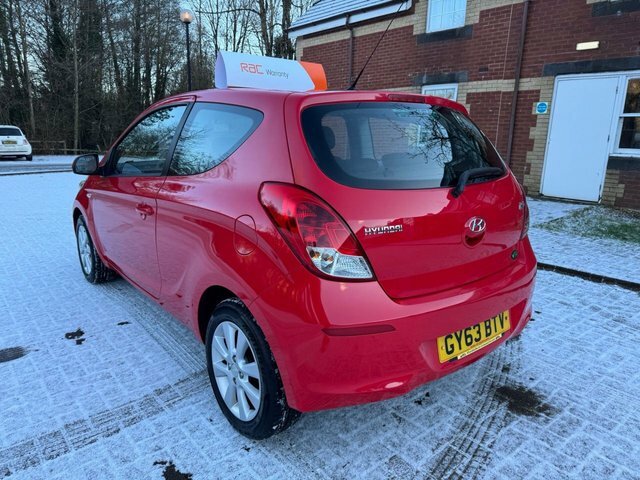 Hyundai I20 Hatchback GY63BTV Red #3