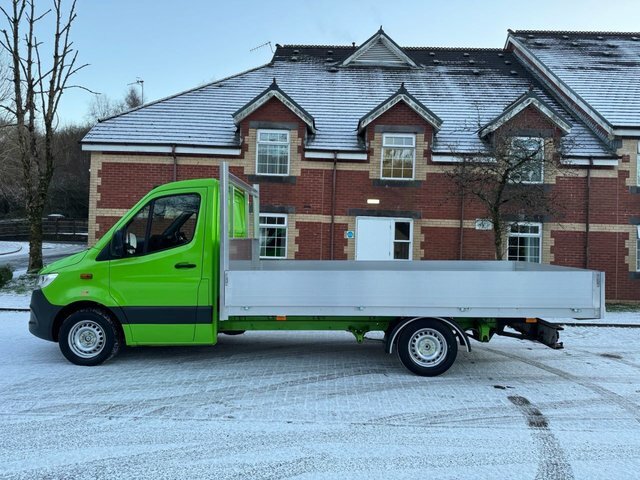 Mercedes-Benz Sprinter Diesel YL70EUR Green #2