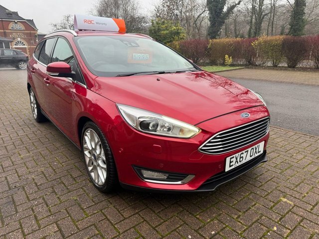 Ford Focus Estate EX67OXL Red #6
