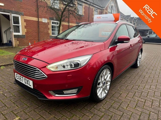 Ford Focus Estate Red