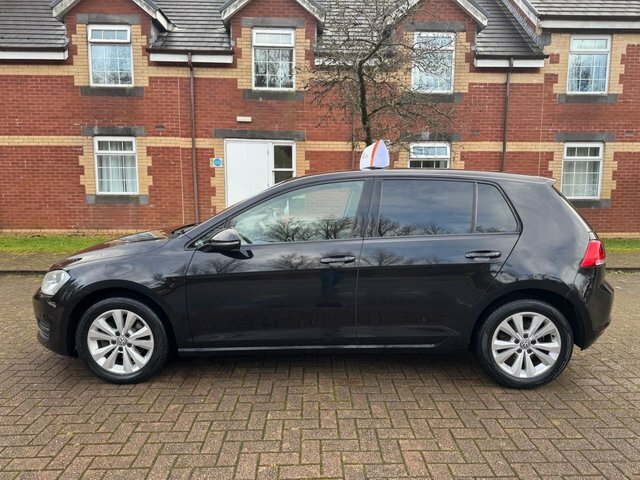Volkswagen Golf Se Black #2