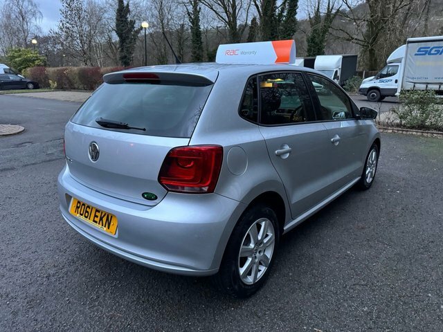 Volkswagen Polo Hatchback RO61EKN Silver #4