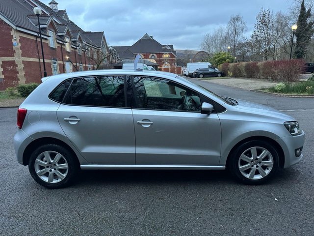 Volkswagen Polo Hatchback RO61EKN Silver #5