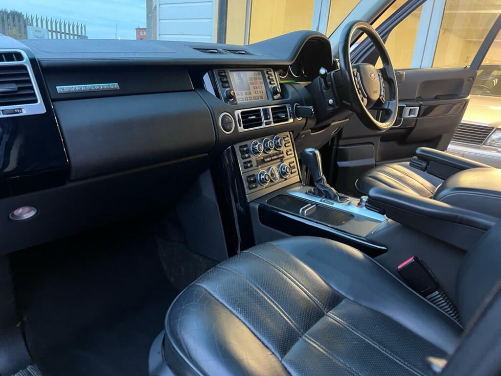 Land Rover Range Rover 4.2 V8 Supercharged Vogue Se Black #2