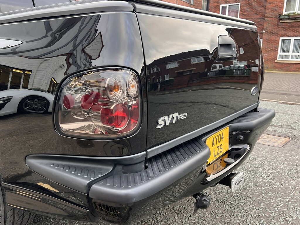 Ford F-150 Svt Lightning Black #40