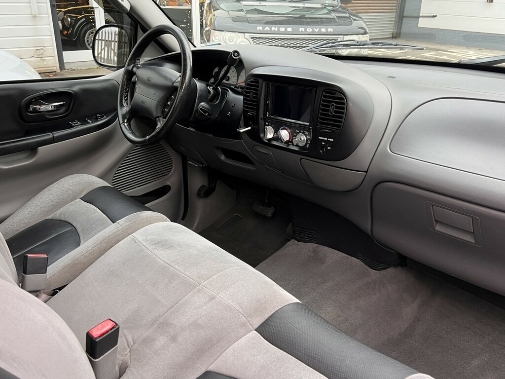 Ford F-150 Svt Lightning Black #30