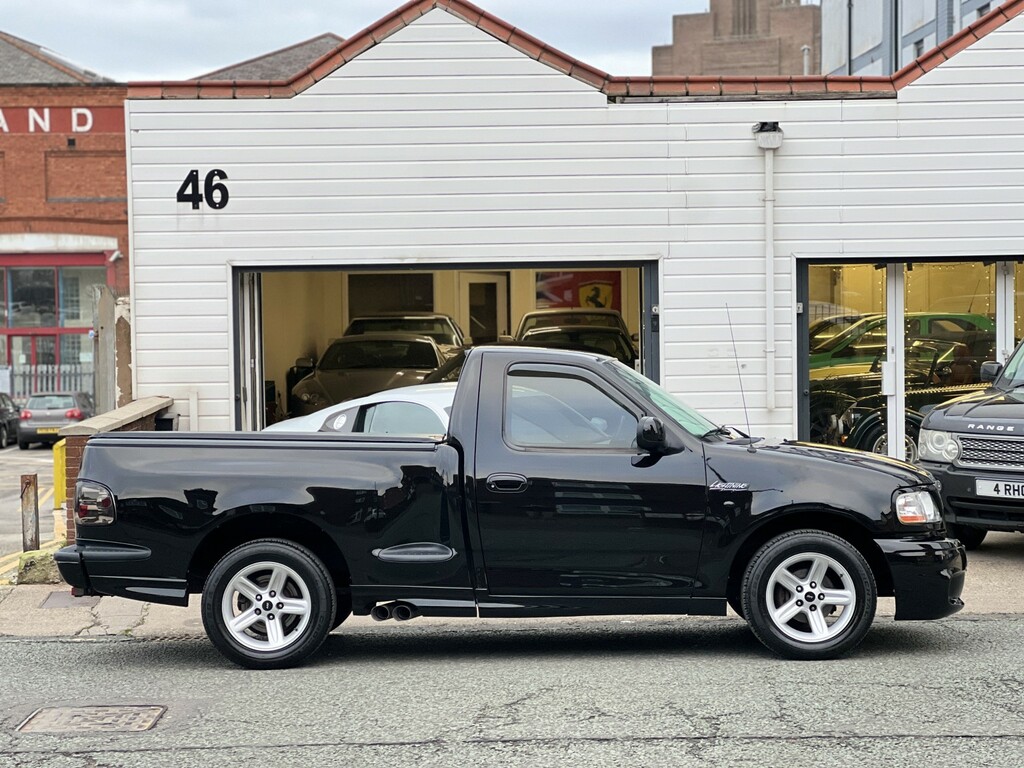 Ford F-150 Svt Lightning Black #8