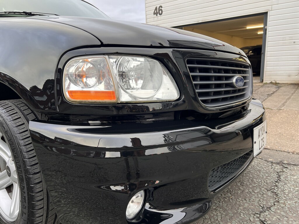 Ford F-150 Svt Lightning Black #44