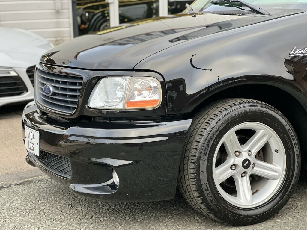 Ford F-150 Svt Lightning Black #6