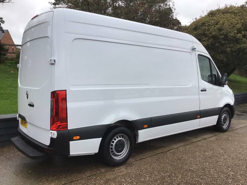 Mercedes-Benz Sprinter 3.5T H1 Van - 2019 19 LO19VYT White #4
