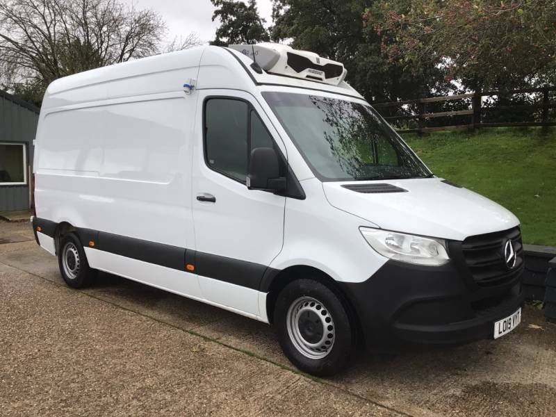 Mercedes-Benz Sprinter 3.5T H1 Van - 2019 19 LO19VYT White #2