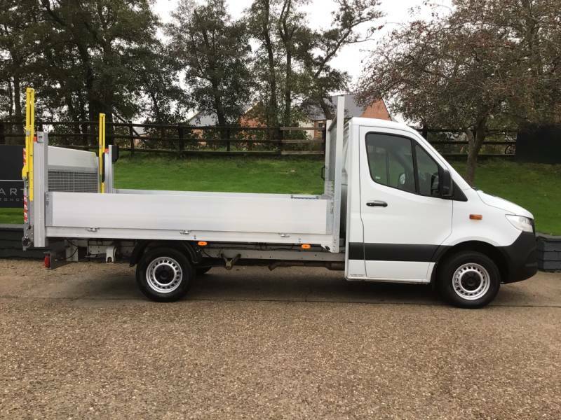 Mercedes-Benz Sprinter 3.5T Chassis Cab - 2019 69 White #3