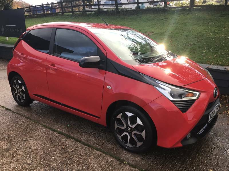 Toyota Aygo 1.0 Vvt-i X-trend - 2020 69 MD69VHY Red #2