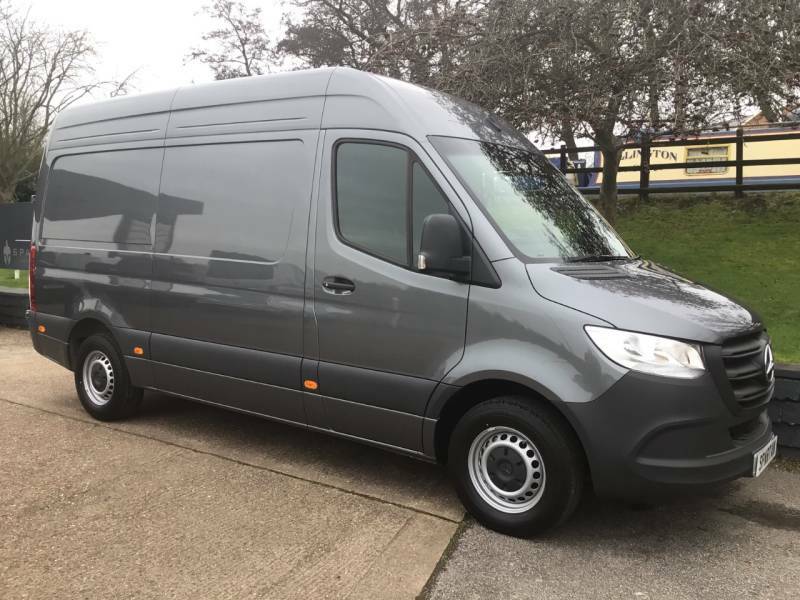 Mercedes-Benz Sprinter 3.5T H2 Pro Van - 2025 75 Grey #2