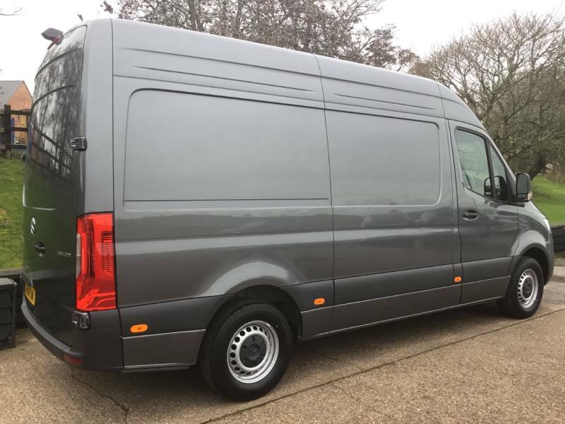 Mercedes-Benz Sprinter 3.5T H2 Pro Van - 2025 75 Grey #4