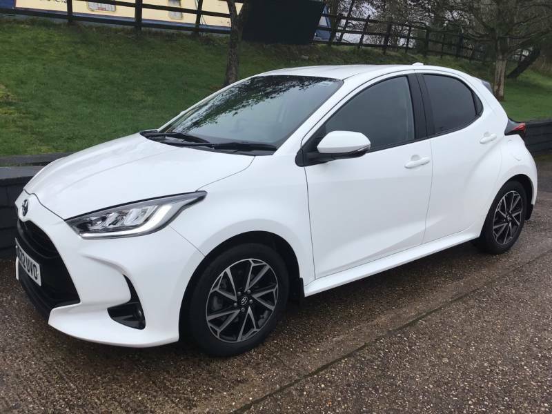 Toyota Yaris 1.5 Hybrid Design Cvt - 2023 72 DS72UVO White #5