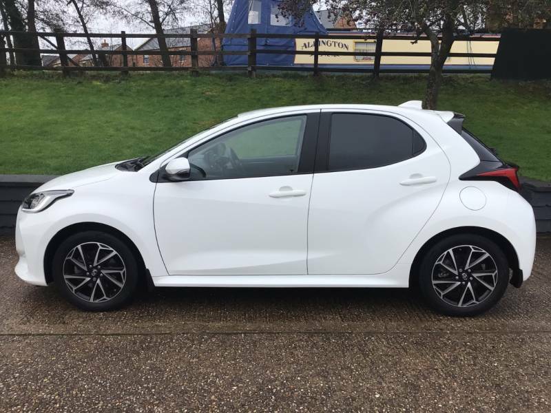 Toyota Yaris 1.5 Hybrid Design Cvt - 2023 72 DS72UVO White #6