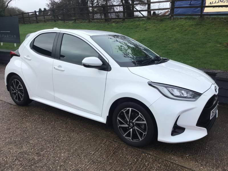 Toyota Yaris 1.5 Hybrid Design Cvt - 2023 72 DS72UVO White #2