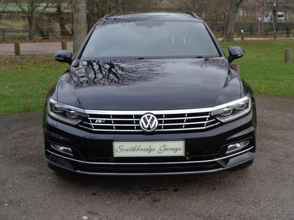 Volkswagen Passat 2.0Tdi 150 R-line Estate Pan Roof Dsg Black #5