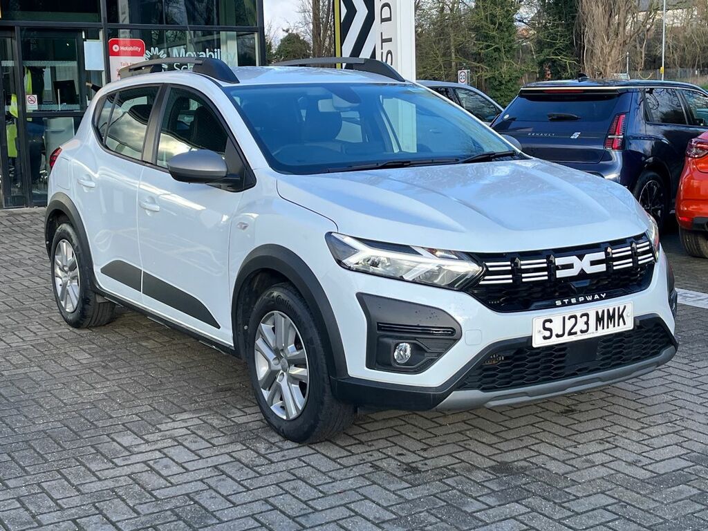 Dacia Sandero Stepway Hatchback Expression White
