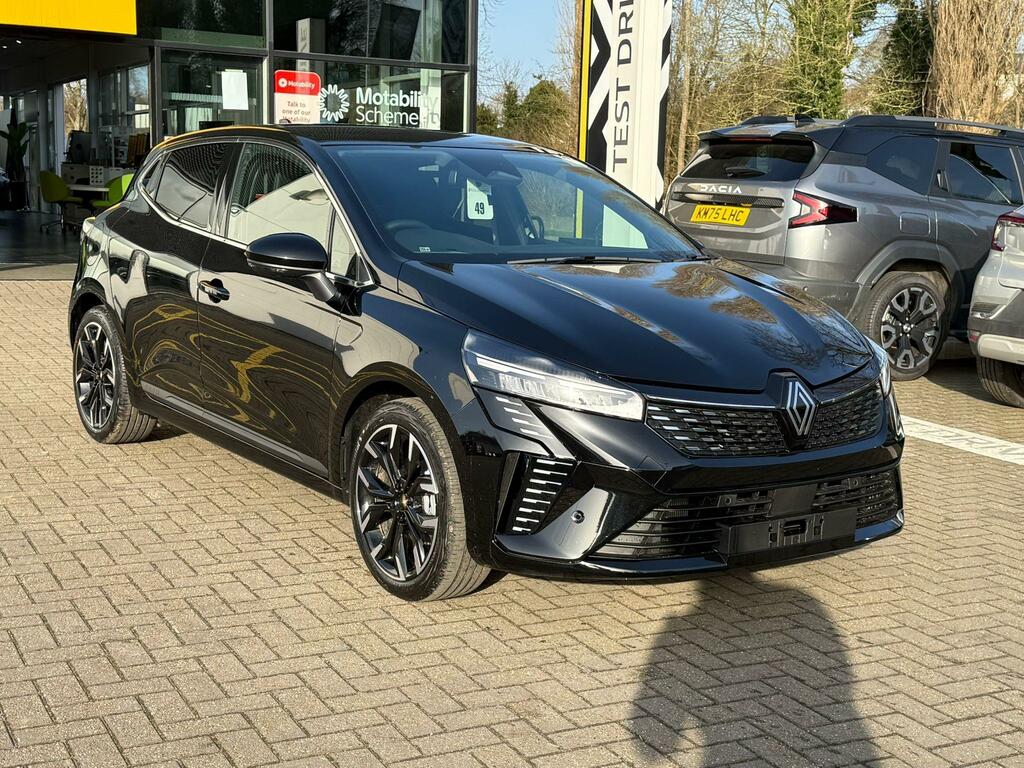 Renault Clio Techno Hybrid 145 Black