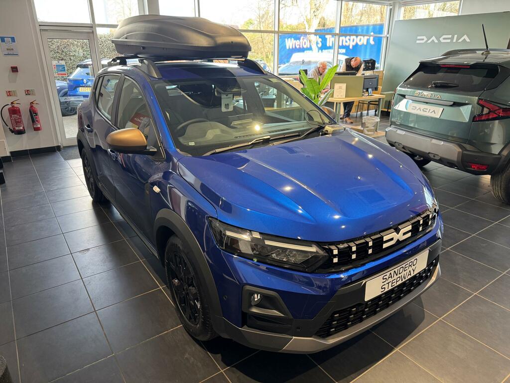 Dacia Sandero Stepway Extreme Tce 110 Black #2
