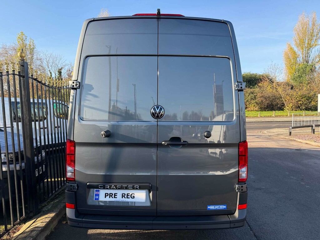 Volkswagen Crafter Cr35 Commerce Plus Panel Van Fwd Mwb E  #4
