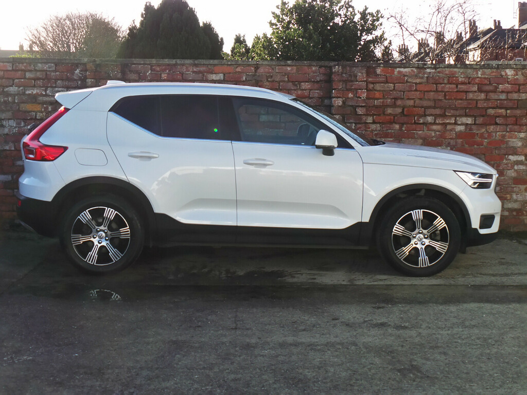 Volvo XC40 2.0 B4p Inscription LM70TZH White #6