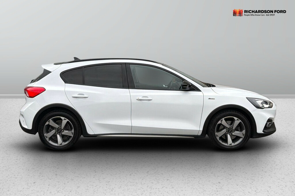 Ford Focus 1.0 Ecoboost 125 Active YW69BCE White #2