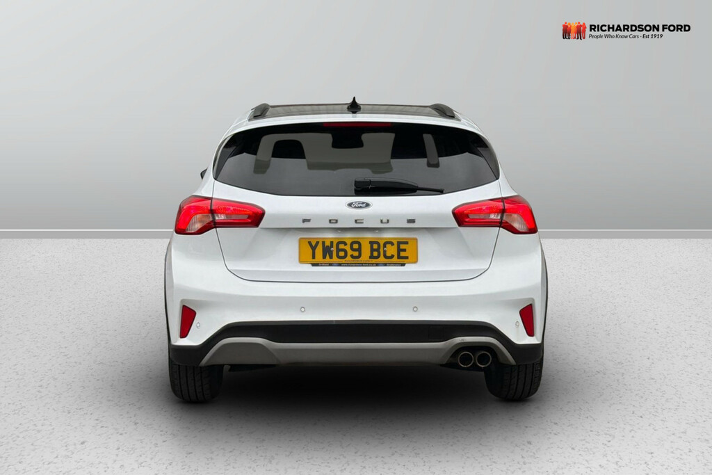Ford Focus 1.0 Ecoboost 125 Active YW69BCE White #4