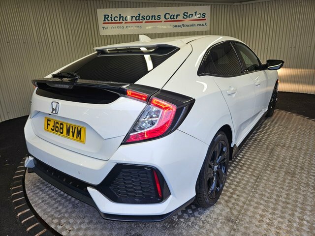 Honda Civic 1.0 Vtec Turbo Sport Line Hatchback Man FJ68WVM White #3