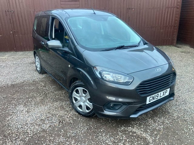 Ford Tourneo Courier Mpv Grey