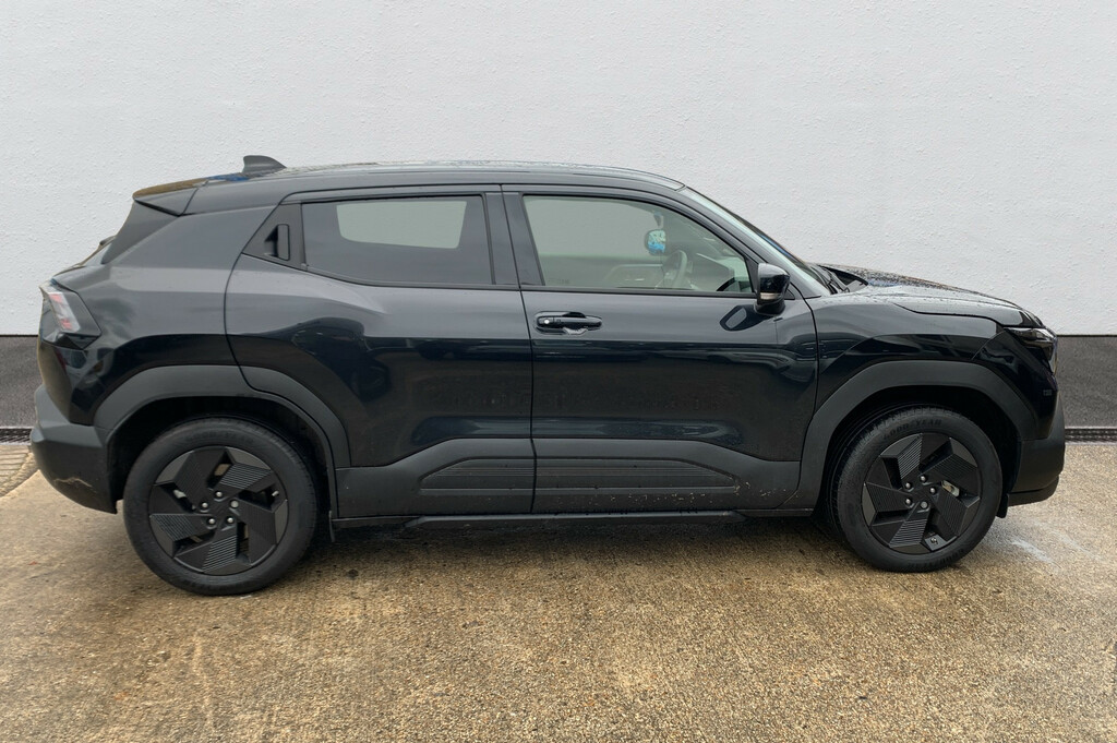Suzuki Vitara 61Kwh Motion Suv 174 Ps HX75RYG Black #3