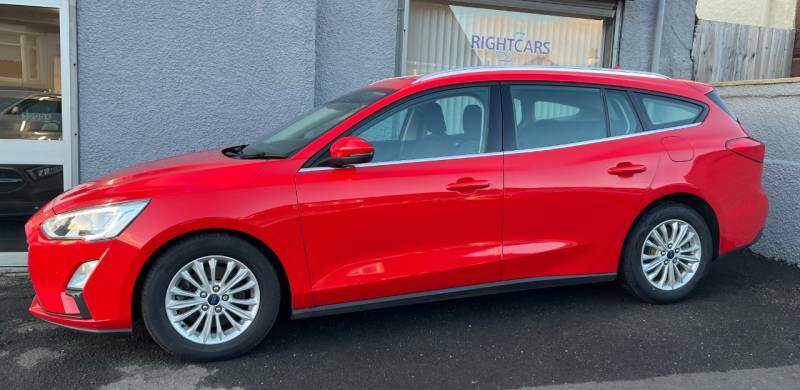 Ford Focus 1.5 Ecoblue 120 Titanium - 2019 19 YN19LHM Red #3