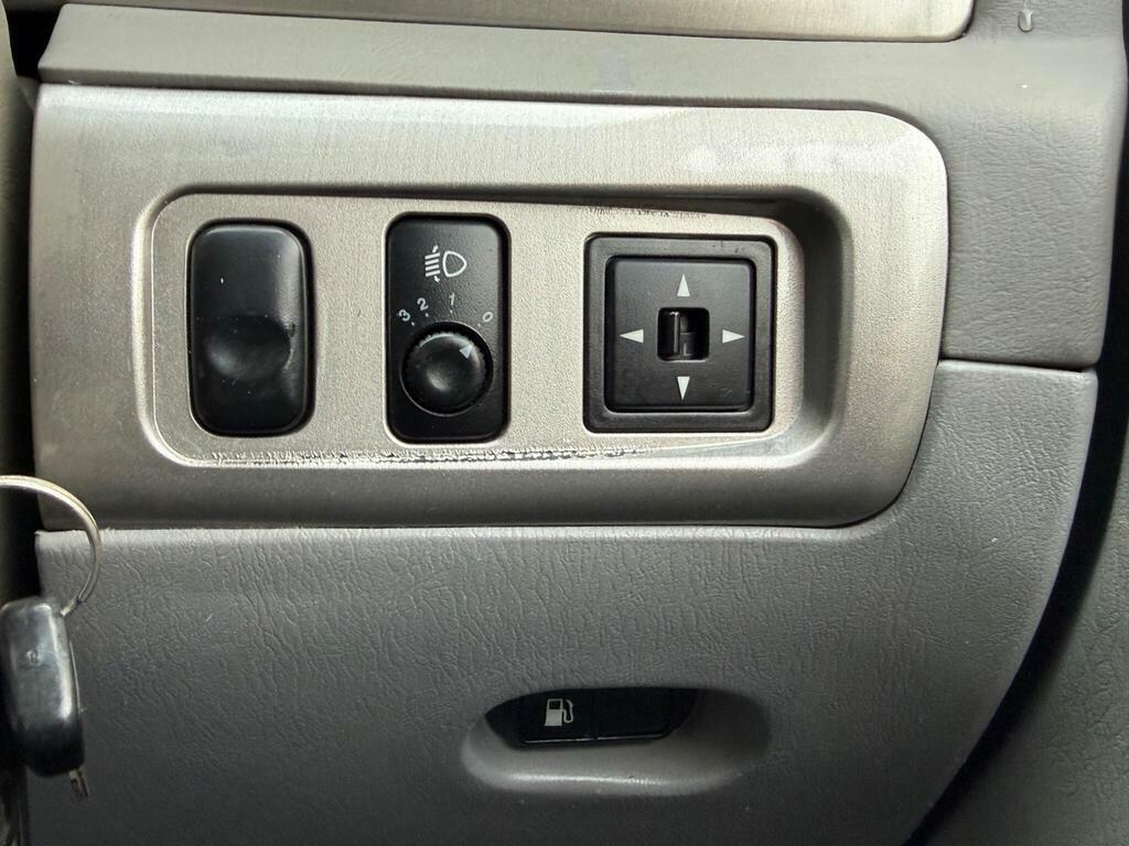 Kia Sedona Le Black #15