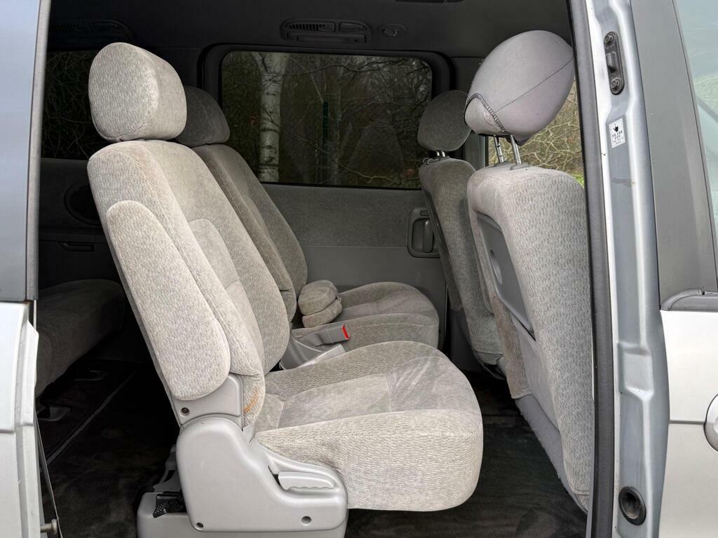 Kia Sedona Le Black #14