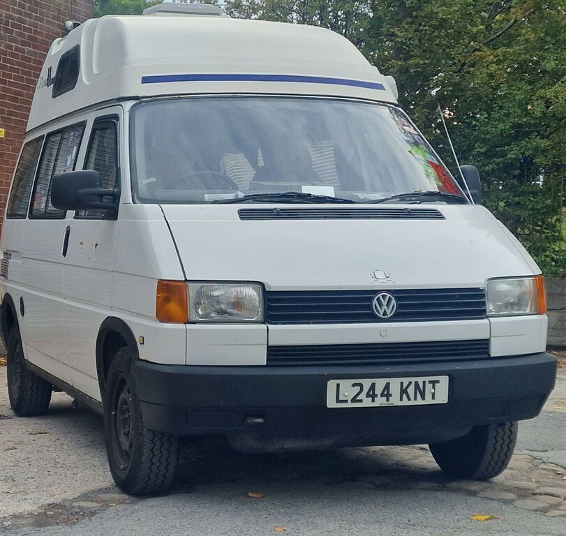 Volkswagen Transporter Campervan T4 57 D Swb 2.4 Di 77 Bhp Campervan T4 5 White