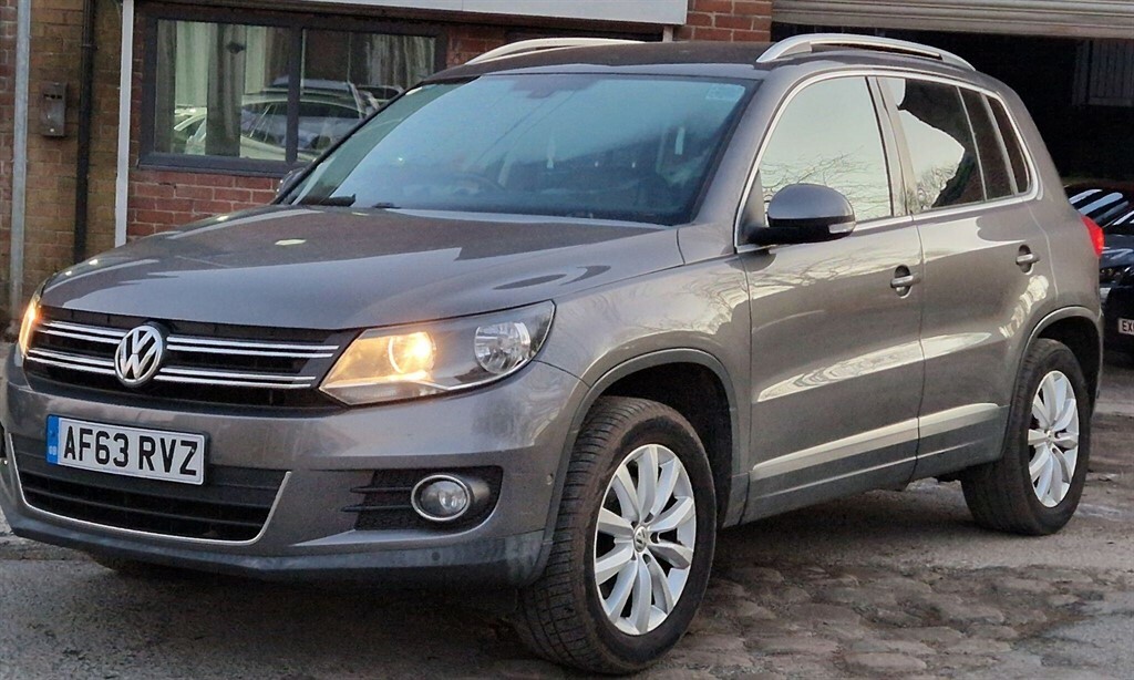Volkswagen Tiguan 2.0 Tdi Bluemotion Tech Match Dsg 4Wd Euro 5 Ss AF63RVZ Grey #3
