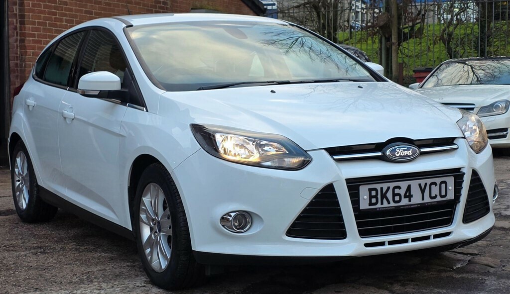 Ford Focus 1.6 Titanium Navigator Powershift Euro 5 White