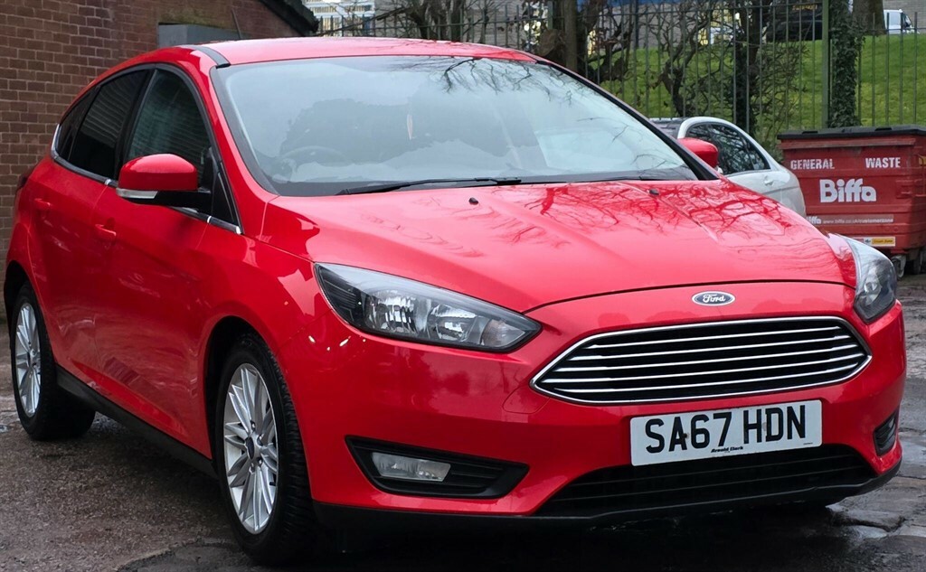 Ford Focus 1.0T Ecoboost Zetec Edition Euro 6 Ss Red