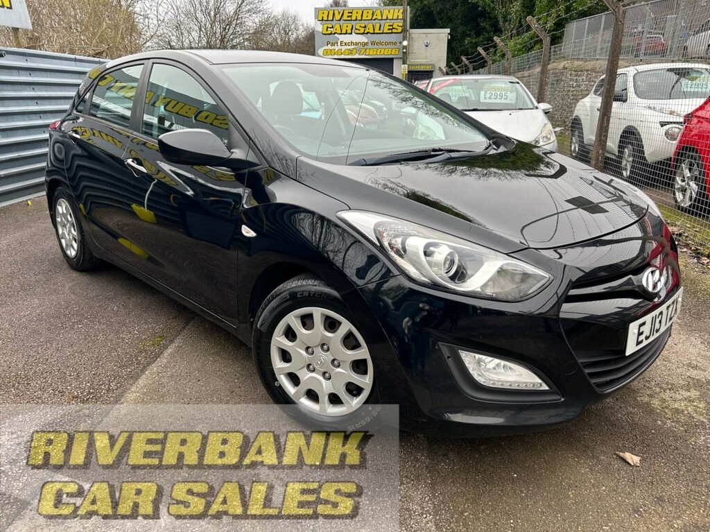 Hyundai I30 1.4 Classic Bluetooth . Two Keys Hatchback Pet Black