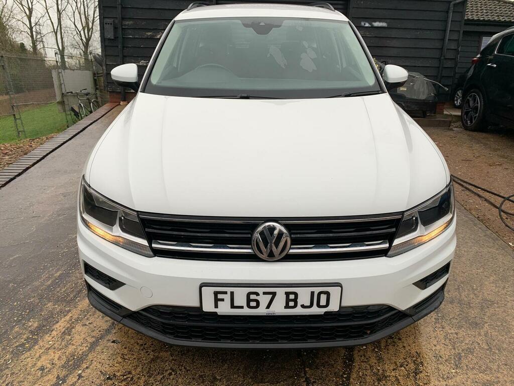 Volkswagen Tiguan Tdi S Euro 6 Ss FL67BJO White #2